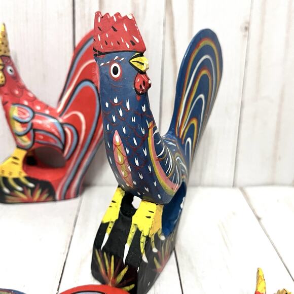 Set of 6 Vintage Hand Painted Rustic Folk Art Rooster Napkin Ring Holders - Picture 3 of 15